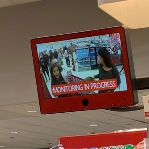 Meet your Posher, Liz